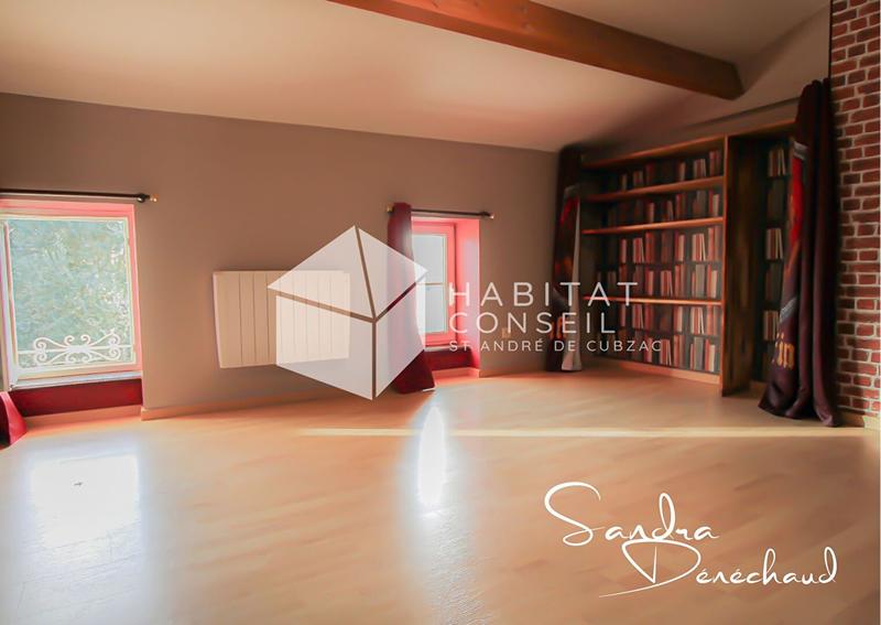 Maison - 216 m² - 8 pièces