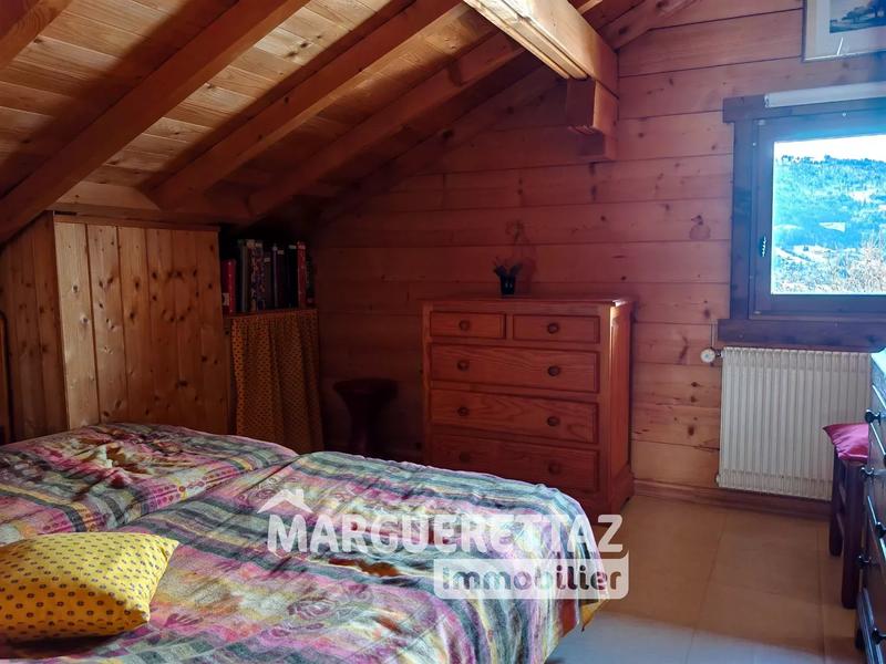 Châlet - 64 m² - 4 pièces