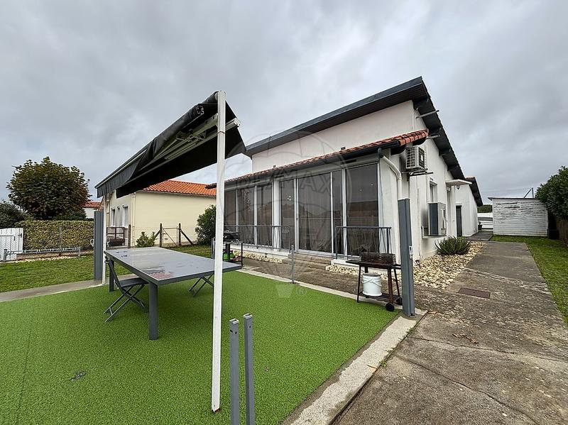 Maison - 105 m² - 6 pièces