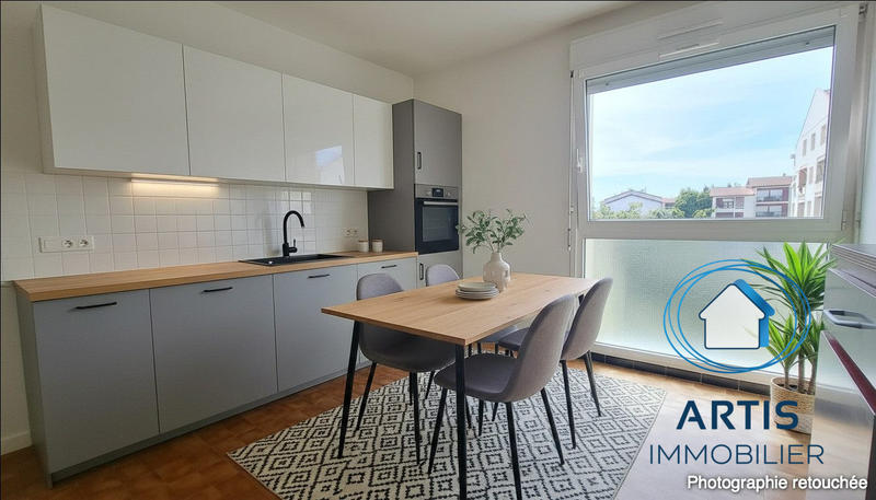 Appartement - 60 m² - 3 pièces