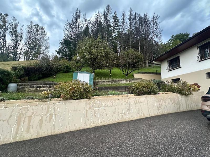 Maison - 200 m² - 8 pièces