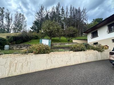 Maison - 200 m² - 8 pièces