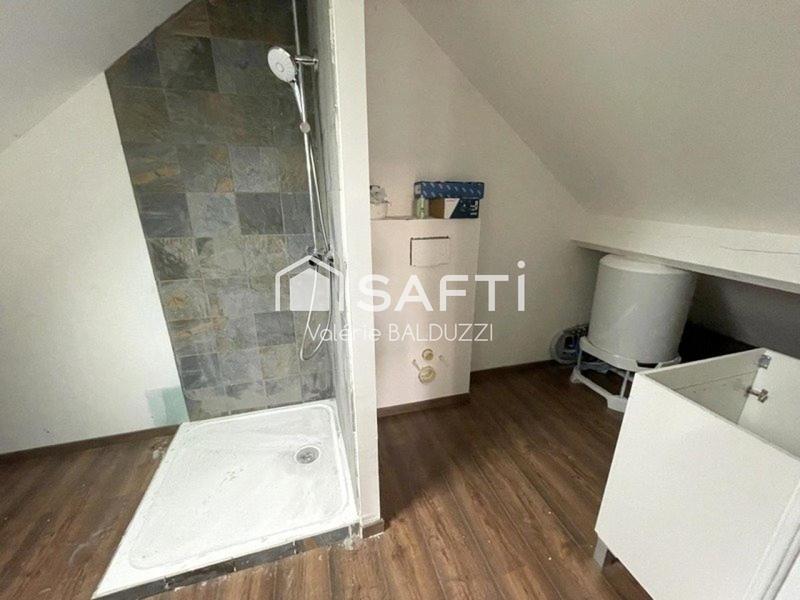 Maison - 205 m² - 7 pièces