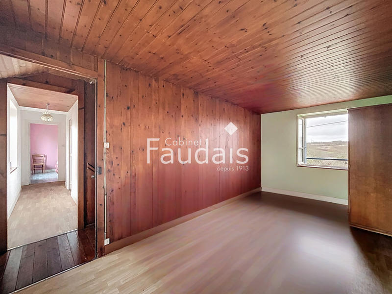 Maison - 104 m² - 6 pièces