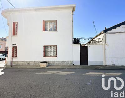 Maison - 158 m² - 8 pièces