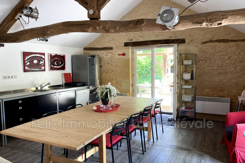 Maison - 185 m² - 4 pièces