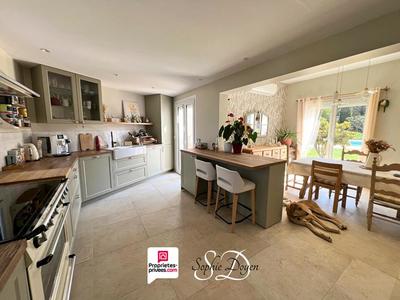 Maison - 164 m² - 6 pièces