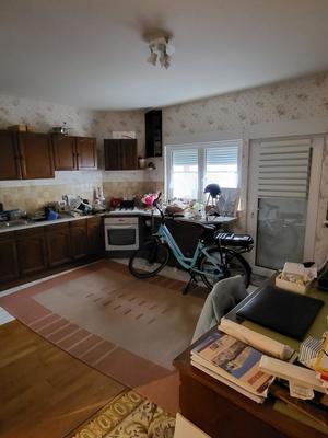 Maison - 190 m² - 8 pièces