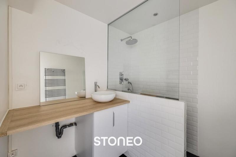 Appartement ancien - 80 m² - 3 pièces