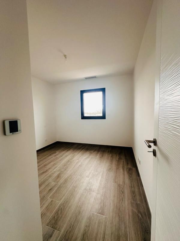 Maison - 104 m² - 4 pièces