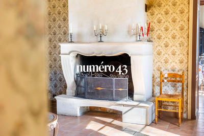 Local d'activités - 1 428 m²