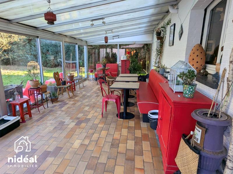 Maison - 230 m² - 7 pièces