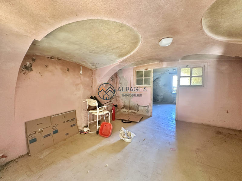 Châlet - 350 m² - 6 pièces