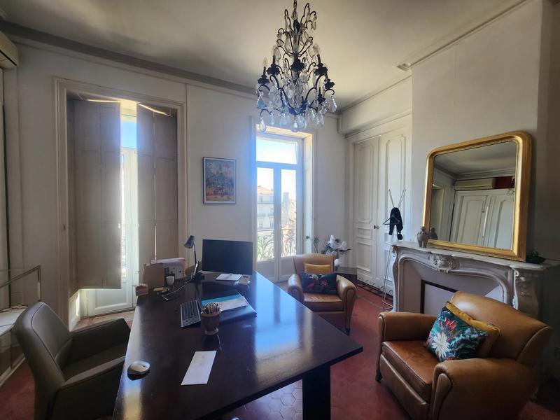 Bureau - 148 m² - 10 pièces