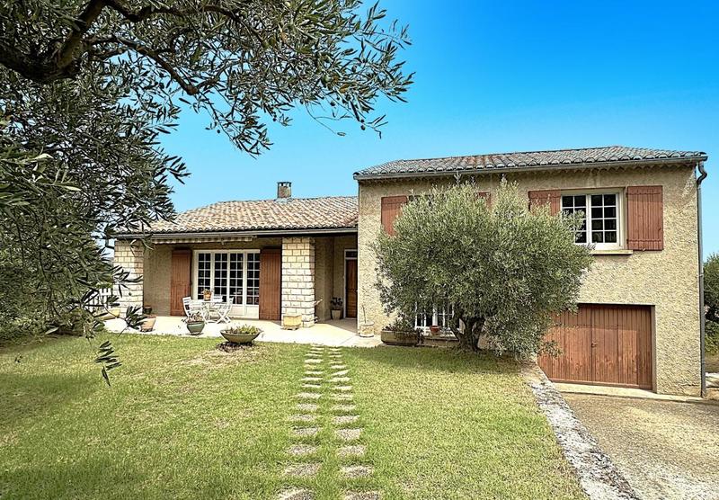 Maison - 155 m² - 5 pièces