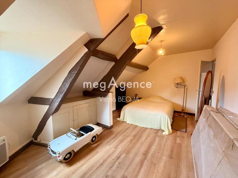 Maison - 136 m² - 8 pièces
