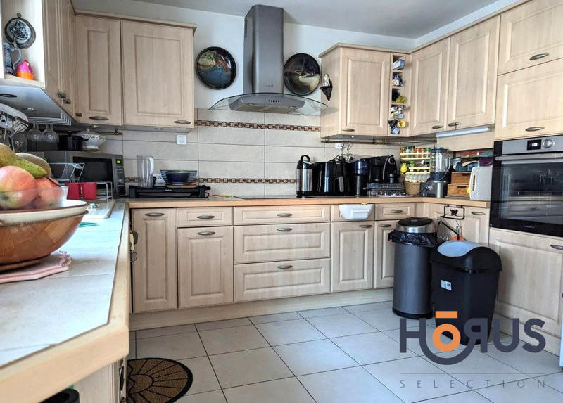 Viager - Maison traditionnelle - 170 m² - 5 pièces