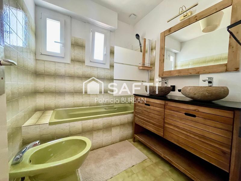 Maison - 138 m² - 7 pièces