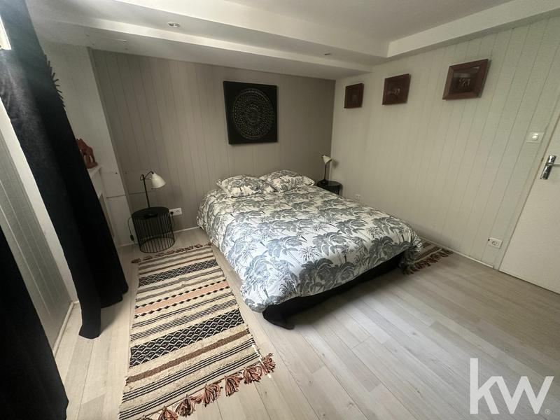 Maison - 171 m² - 7 pièces