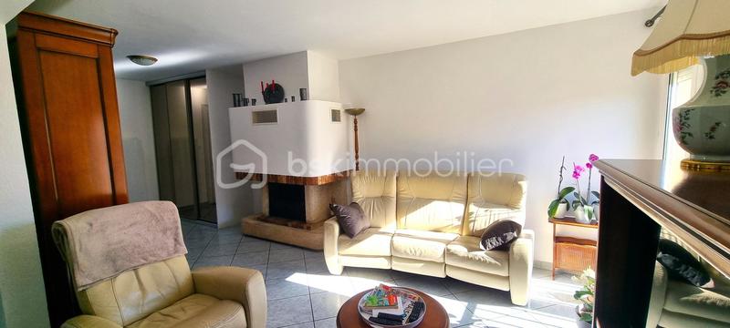 Duplex - 77 m² - 4 pièces