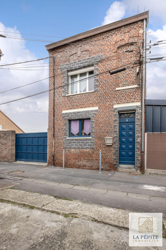 Maison - 95 m² - 4 pièces