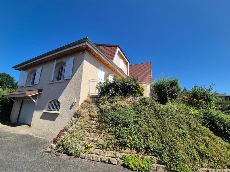 Maison - 155 m² - 6 pièces