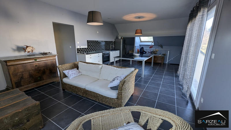 Maison - 188 m² - 10 pièces