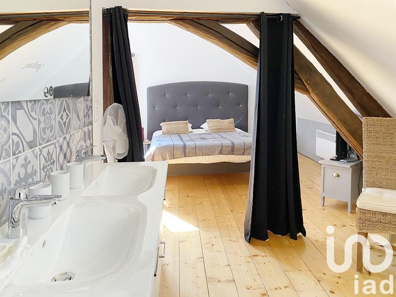 Maison de ville - 242 m² - 7 pièces