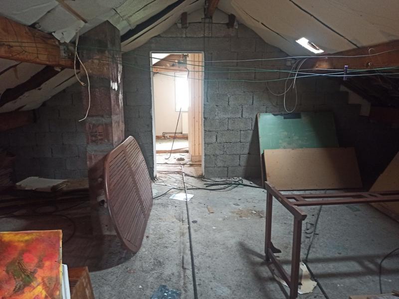 Appartement - 90 m² - 5 pièces