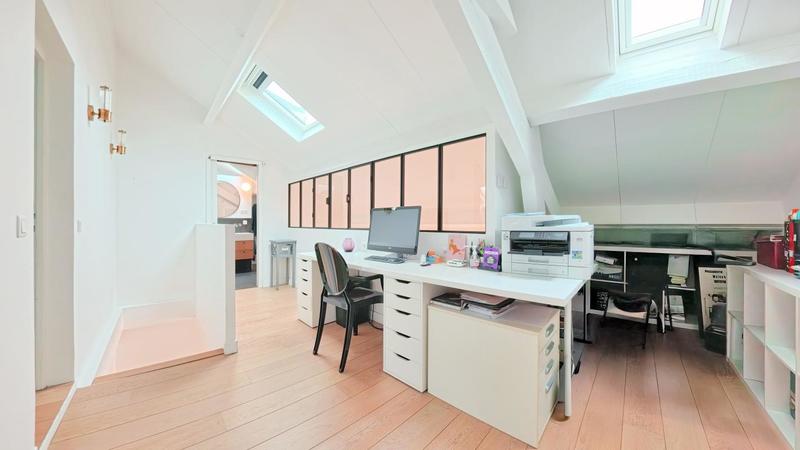 Appartement - 140 m² - 4 pièces