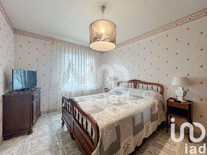 Maison - 177 m² - 7 pièces