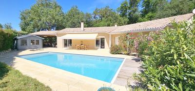 Villa - 137 m² - 5 pièces