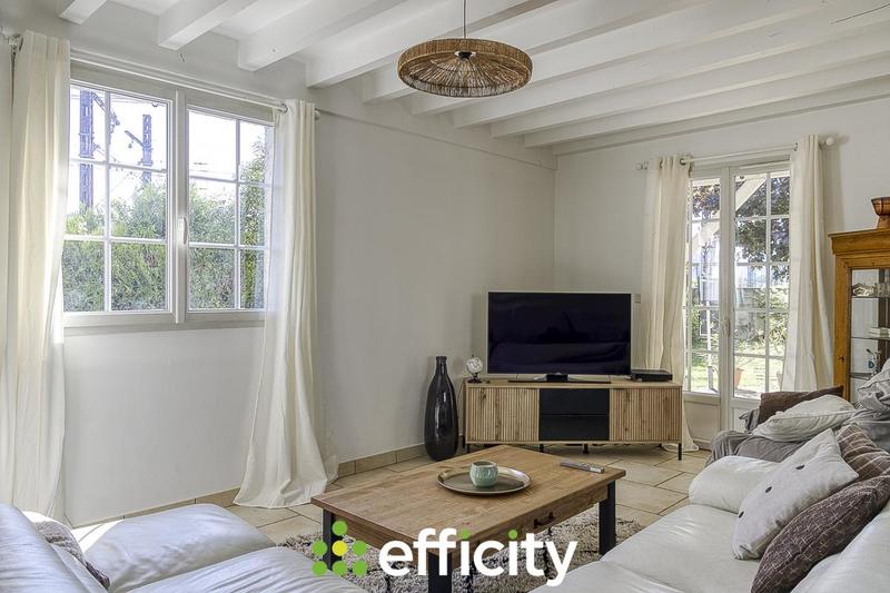 Maison - 215 m² - 7 pièces