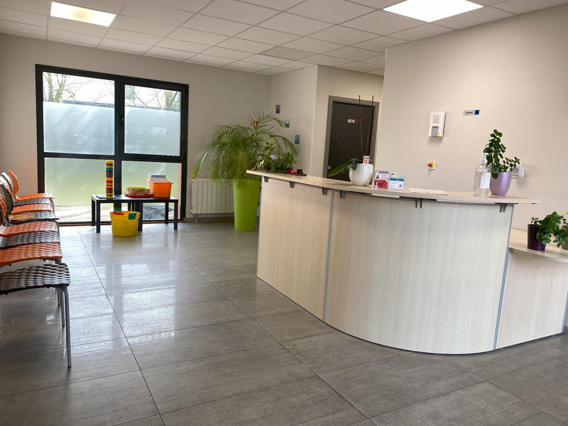 Bureau - 337 m² - 7 pièces