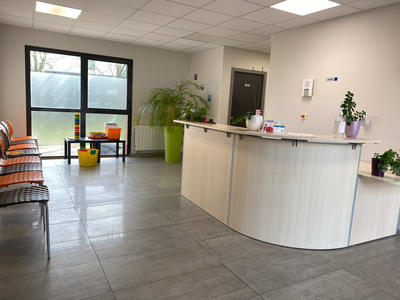 Bureau - 337 m² - 7 pièces