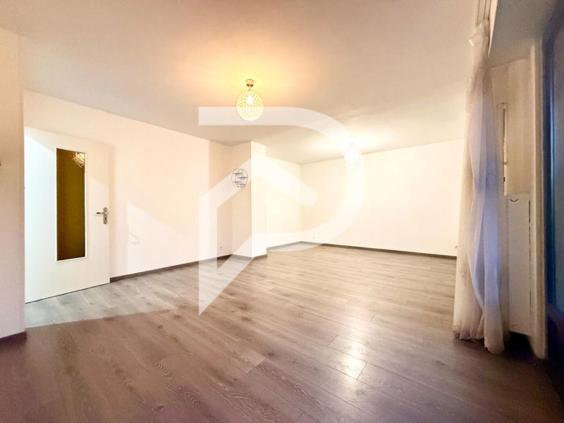 Appartement - 77 m² - 3 pièces