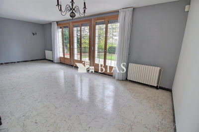 Maison - 156 m² - 8 pièces
