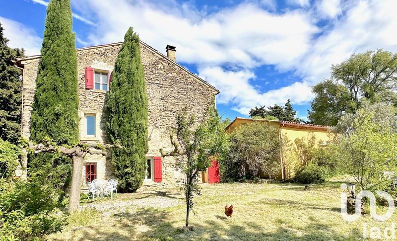 Maison - 325 m² - 10 pièces