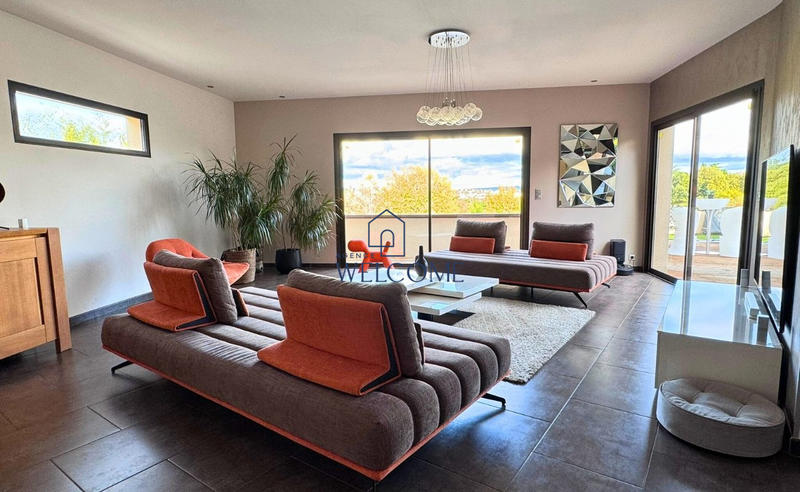 Maison contemporaine - 165 m² - 5 pièces