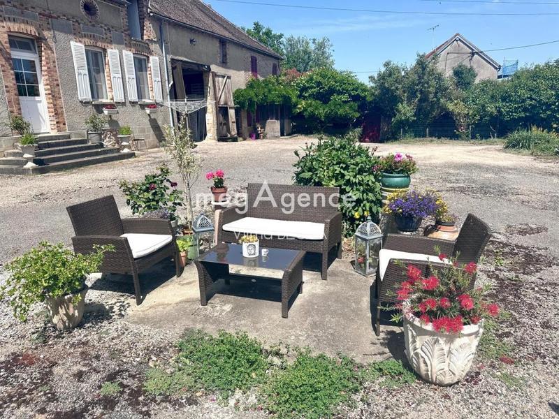 Maison - 179 m² - 7 pièces