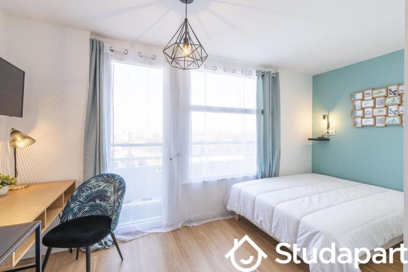 Chambre - 10 m² - 1 pièce