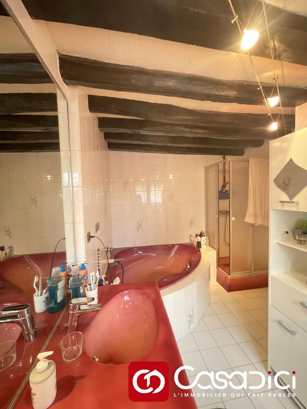 Maison - 183 m² - 5 pièces