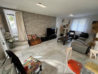 Villa - 95 m² - 4 pièces