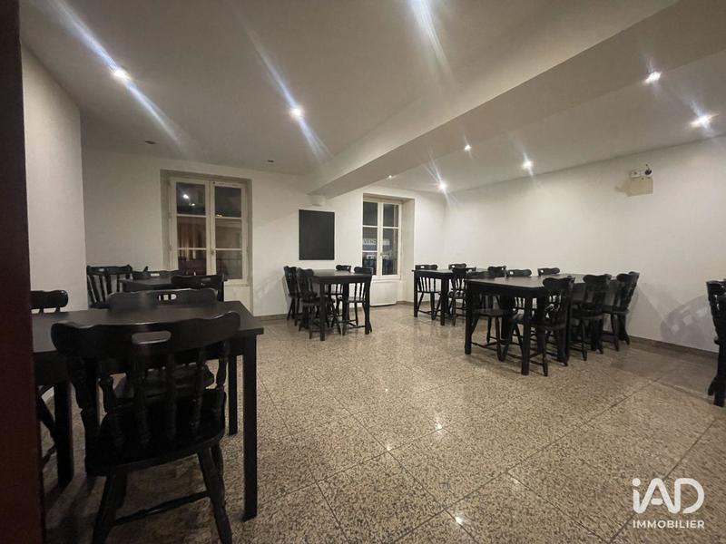 Local commercial - 134 m² - 2 pièces