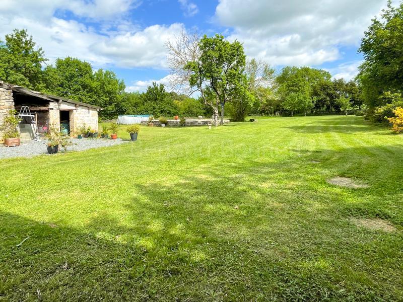 Maison en pierre - 143 m² - 6 pièces