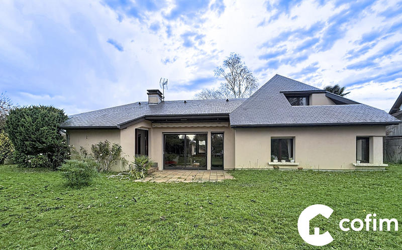 Villa - 150 m² - 6 pièces