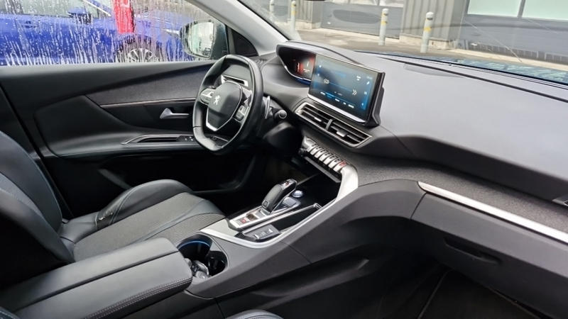 Peugeot 3008 Bluehdi 130ch Ss Eat8 Allure Pack