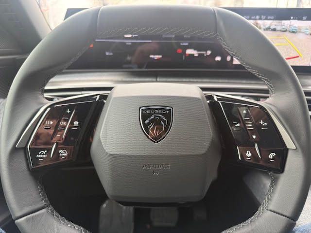 Peugeot 3008 Hybride 145cv E-Dsc6 Allure 360