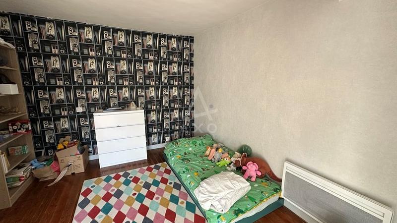 Maison - 104 m² - 4 pièces