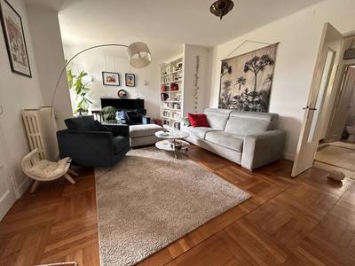 Maison - 204 m² - 7 pièces